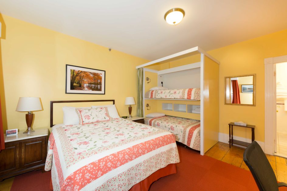 family room Harvard Square